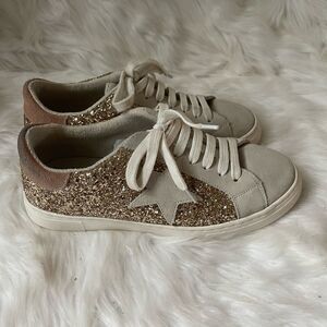 Steve NewYork Rubie leather suede light gray and glitter sneakers SZ9M